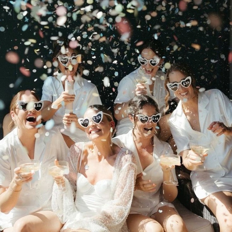 100-10Pcs DIY Wedding Sunglasses Personalised Heart Sunglasses with Pen Bachelorette Party Glasses Bridesmaid Gifts for Guests