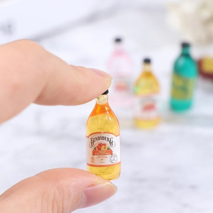 10pcs Dollhouse Mini Drink Bottles Simulation Wine Bottles Model Doll Living Room Kitchen Decor Dolls Bar Accessories Toy