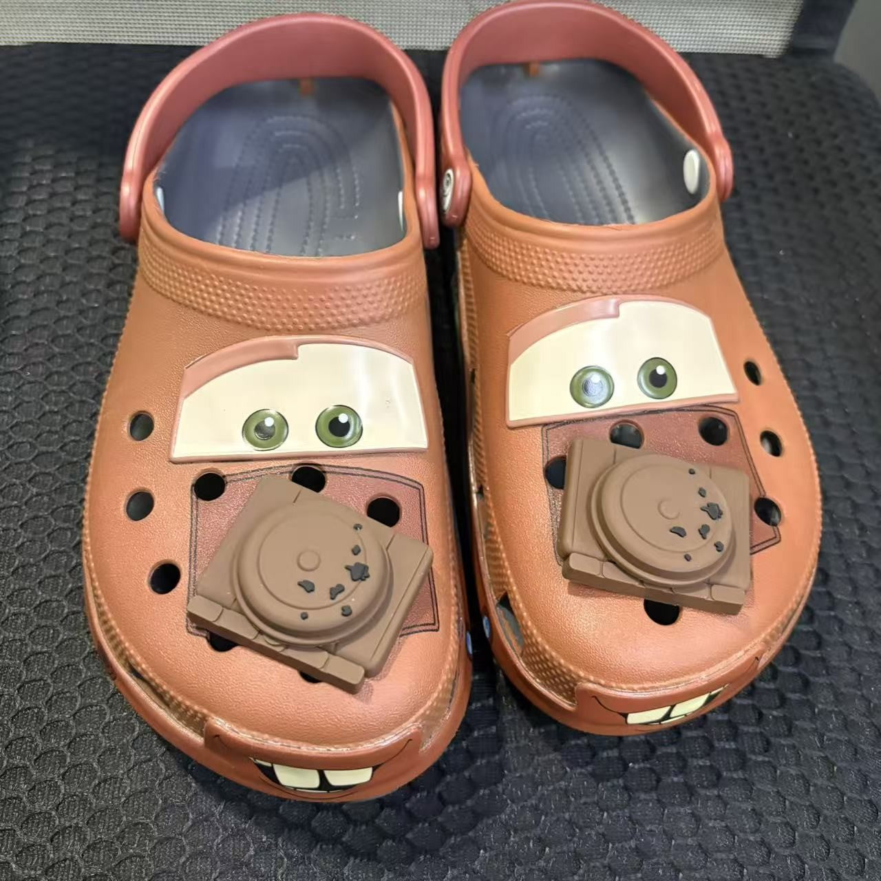 Chinelo Sólido de Desenho Animado Hot Anime Disney McQueens Pixar Impermeável Sandálias Casuais Respiráveis Sapatos Eva com Tira no Tornozelo Presentes