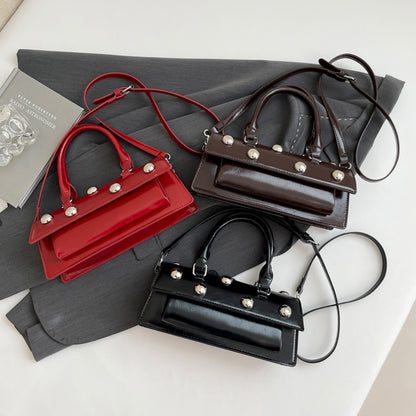 Bolsa de Ombro Pequena Retrô com Rebites de Couro PU LEFTSIDE para Mulheres Tendência 2025 Bolsas de Mão de Luxo Y2K e Bolsas Transversais Femininas