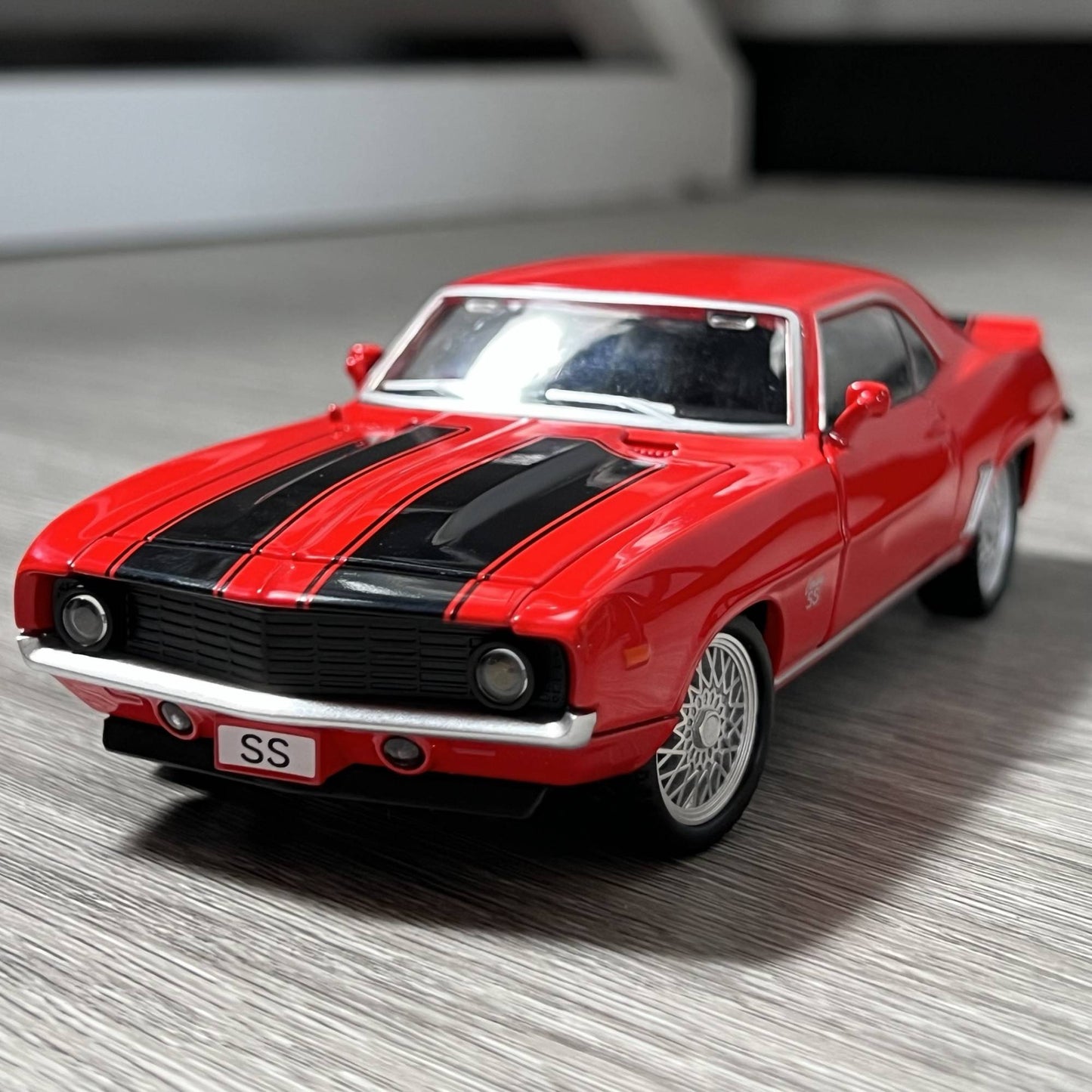 1:32 Chevrolet Camaro SS 350 1969 Super Carro Esportivo Clássico Liga Diecast Modelo de Carro Veículos em Miniatura Enfeites de Alta Simulação
