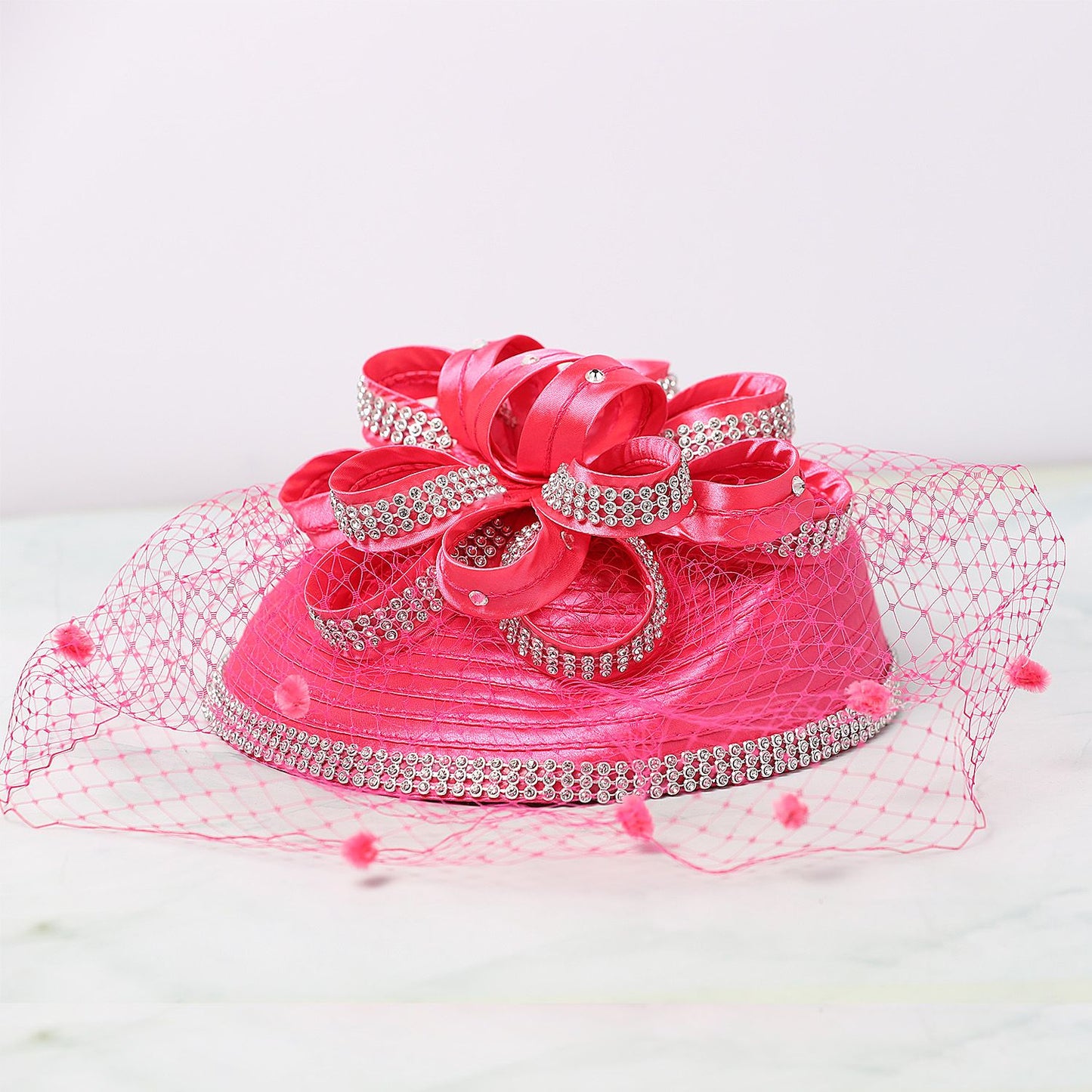 FS Red Wedding Fascinators Pillbox Hats para Mulheres com Véu de Flores Chapéu para Igreja Kentucky Derby Boné Cocktail Tea Party Chapéu de Cabeça