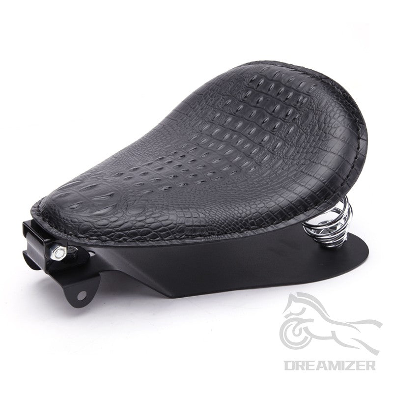 Banco Solo de Couro com Estampa de Jacaré Retrô para Motocicleta Harley Chopper Bobber Honda Yamaha Xs650 Marrom/Preto