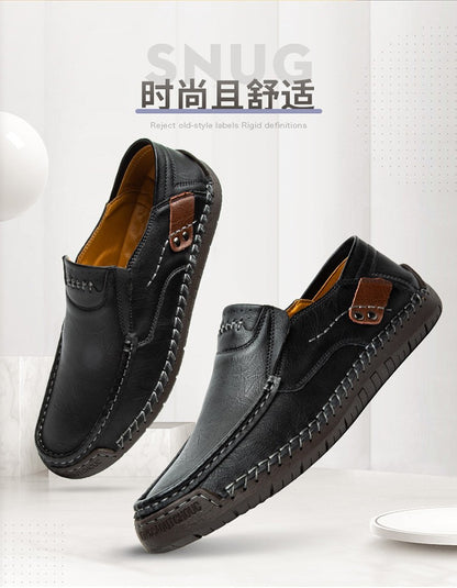 Novos Sapatos Masculinos de Couro Feitos à Mão Casuais Confortáveis Mocassins Masculinos de Couro Slip On Sapatilhas Masculinas Venda Quente Calçados para Caminhada ao Ar Livre