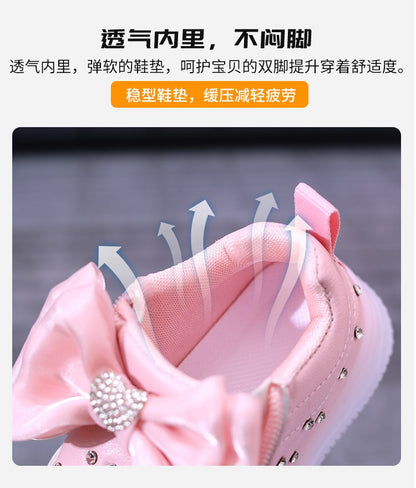Spring Kids Shoes New Fashion Breathable Sneakers Kids Soft Non Slip Casual Girls Shoe LED Light Cute Versatile Princess Shoe