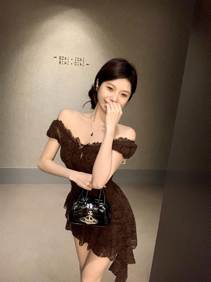 V Neck Lace Trim Shift Dress Women Summer Modern Heritage Aesthetic Youthful Chic Figure Flattering Day to Night Dress