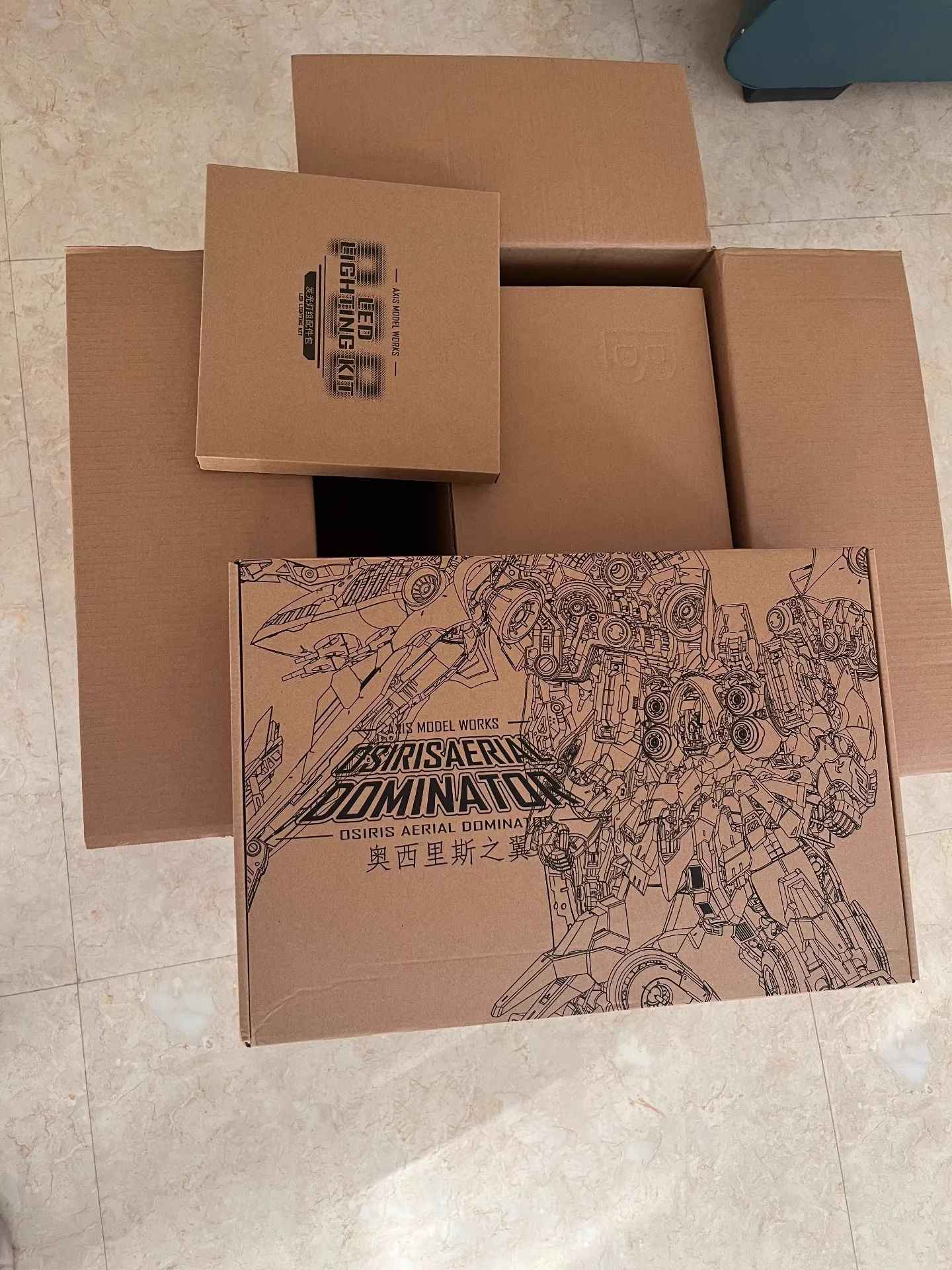 NOVA 1/100 AXIS MODEL WORKS Kshatriya Osirisaerial Dominator Action Figure Lâmpada Luminosa Montada Gk Figure Modelo Colecionável