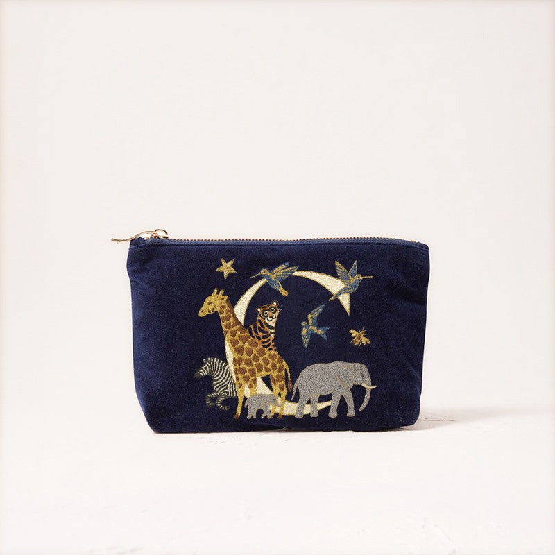 Cute Animal Letter Print Velvet Clutch Makeup Bag - Fashionable And Stylish Cosmetic Pouch for Women