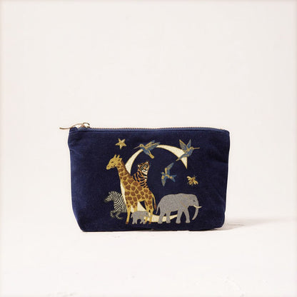 Cute Animal Letter Print Velvet Clutch Makeup Bag - Fashionable And Stylish Cosmetic Pouch for Women
