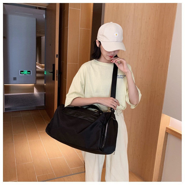 2024 New large Capacity Portable Handbag Leisure Fitness Sports Travel Bag Korean Fashion Receive Gym Bag