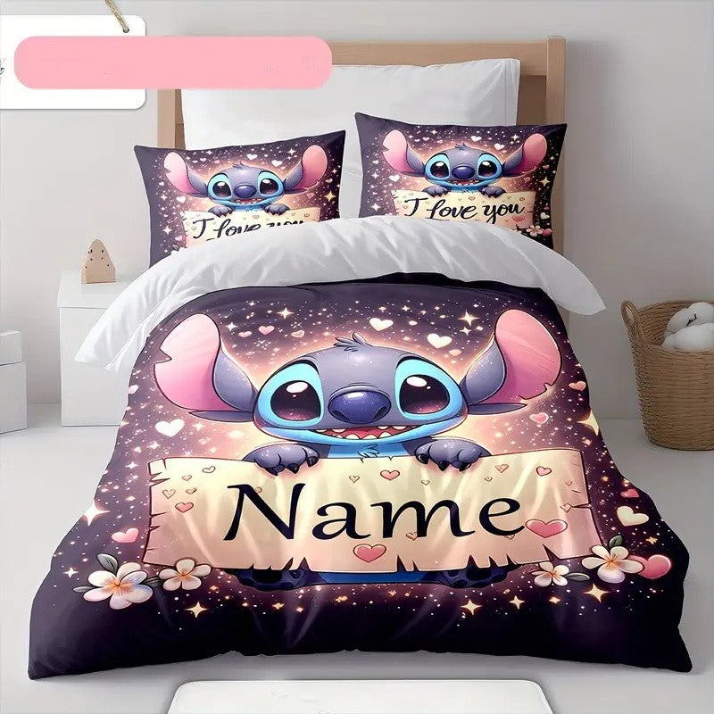 Capa de Edredom Stitch Anime Personalizável com 2 Fronhas Conjunto de Roupa de Cama Personalizado com Nome de Desenho Animado para Mulheres Crianças Adolescentes