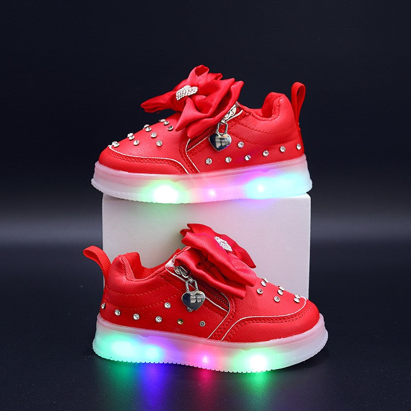 Spring Kids Shoes New Fashion Breathable Sneakers Kids Soft Non Slip Casual Girls Shoe LED Light Cute Versatile Princess Shoe