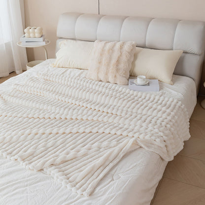 1pc soft and skin friendly warm blanket, suitable for bedrooms, sofa covers, camping and travel, multifunctional blanket