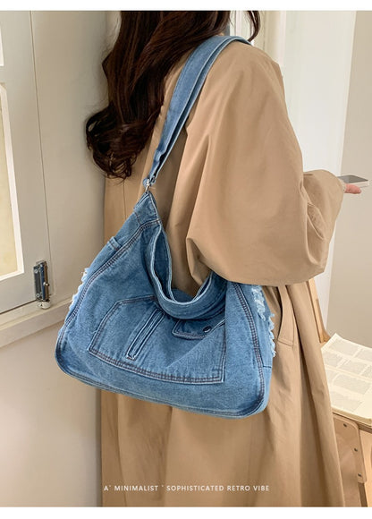 New Denim Shoulder Bag Women Fashion Large Capacity Casual Tote Handle Bag for School Comfortable and Versatile Commute Bag