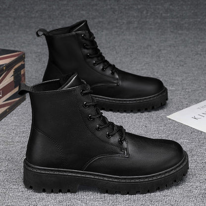 Men Black Leather Boots New British Style High Top Fashion Work Boots Outdoor Street Fashion Chelsea Men Shoes Comfortable Short