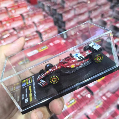 Novidade em Estoque Bburago 1:64 Série F1 2025 Ferrari SF25 Miniatura Liga 2025 Edição CTE Caixa Acrílica Modelo de Carro Brinquedos F1 Presente Infantil