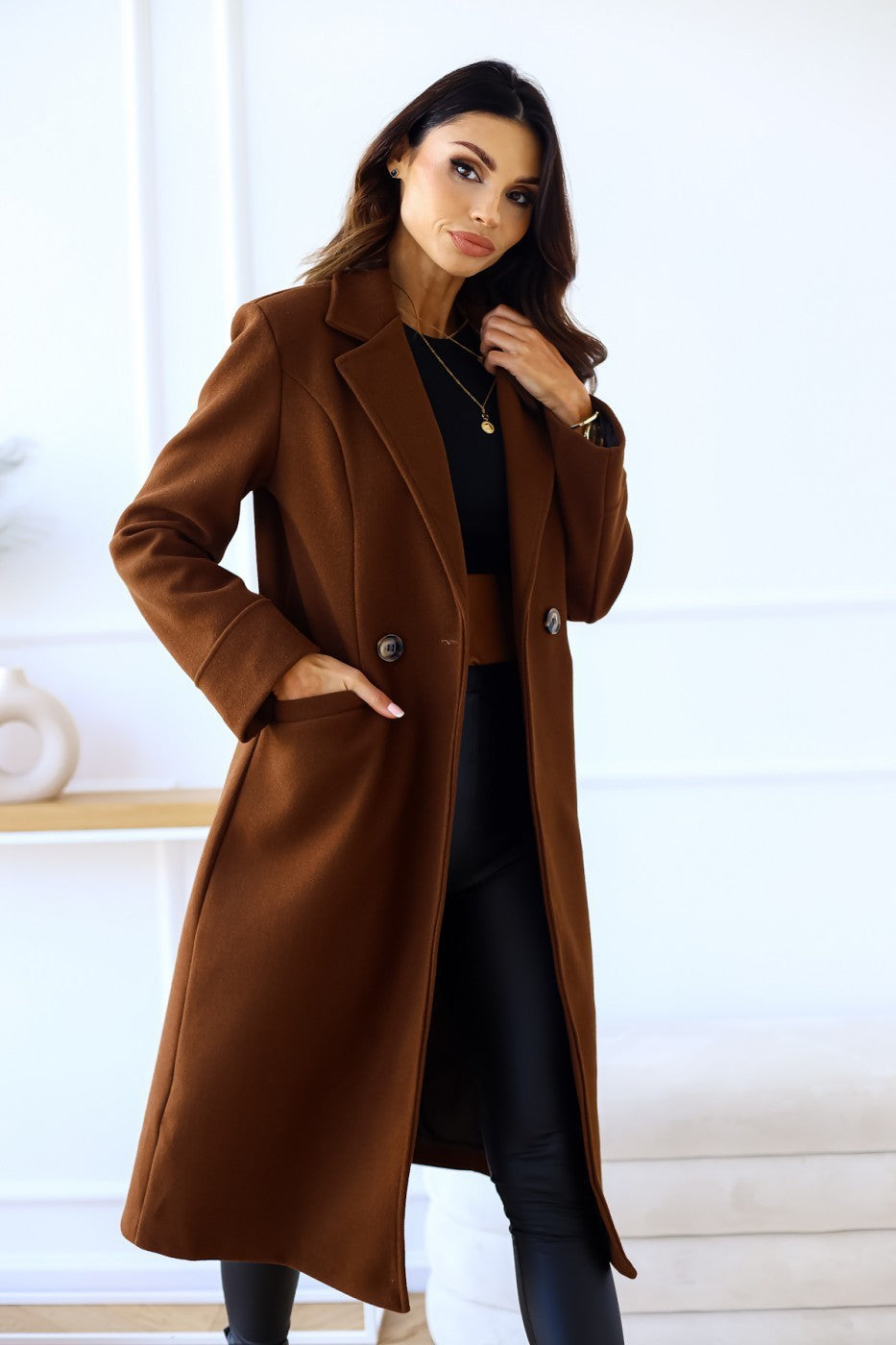 Autumn and winter 2024 new women's long woolen coat Korean version of the loose temperament haute overcoat coat