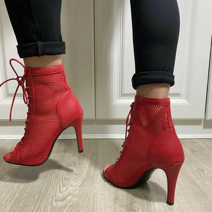 Novas Sandálias Femininas de Salto Alto Sexy Vazadas em Tela Tendência da Moda Verão Conforto Peep Toe Botas Stilettos Jazz Dance Tamanhos Grandes