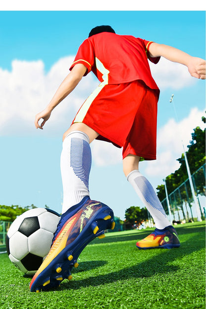 New Men's Soccer Shoes High-Top Soccer Cleats Outdoor Breathable Athletic Professional Spikes Youth Boys Football Shoes Unisex