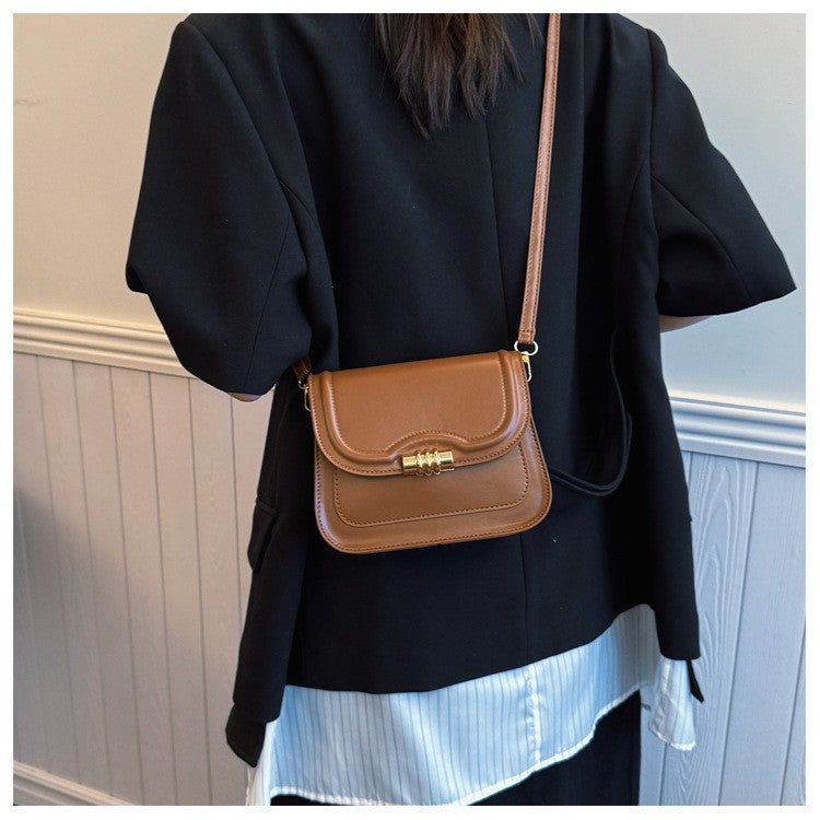 Latest Retro Crossbody Bag for Women High End Fashion Saddle Shoulder Handbag Unique Design