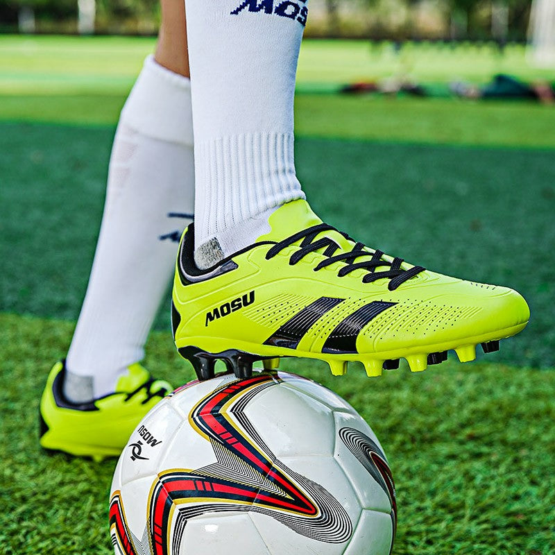 Men Original Football Shoes Professional Fast Soccer Shoes Society Cleats Low Cut Football Field Boots Sneaker Non-Slip Match