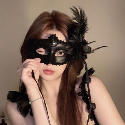 Makeup Mask Ball Party Sexy Half Face Makeup Girl Half Face Fun Lace Mask Halloween Feather Mask Sexy Goddess Beautiful Props