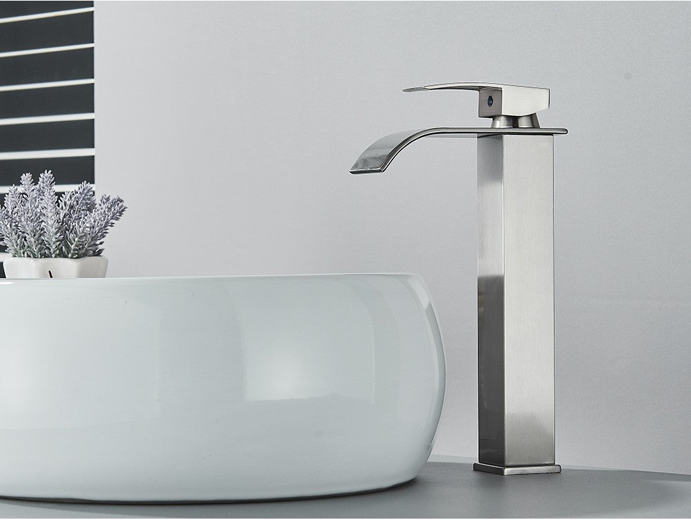 Brushed Golden Basin Faucets Elegant Waterfall Bathroom Sink Faucet Single Lever Hole Deck Mount Brass  Mixer Taps