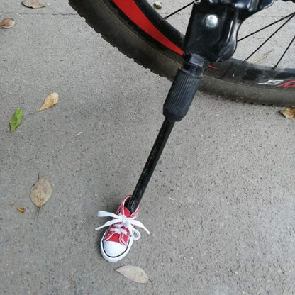 Patinho Engraçado de Apoio Lateral de Moto Mini Sapato Bicicleta Suporte de Pé Moto Cavalete 7,5cm Acessórios de Brinquedo