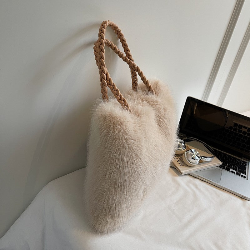 LEFTSIDE Faux Fur Women Shoulder Bags 2025 Luxury Brand Designer Plush Handbags and Purses Soft Warm Winter Underarm Bag