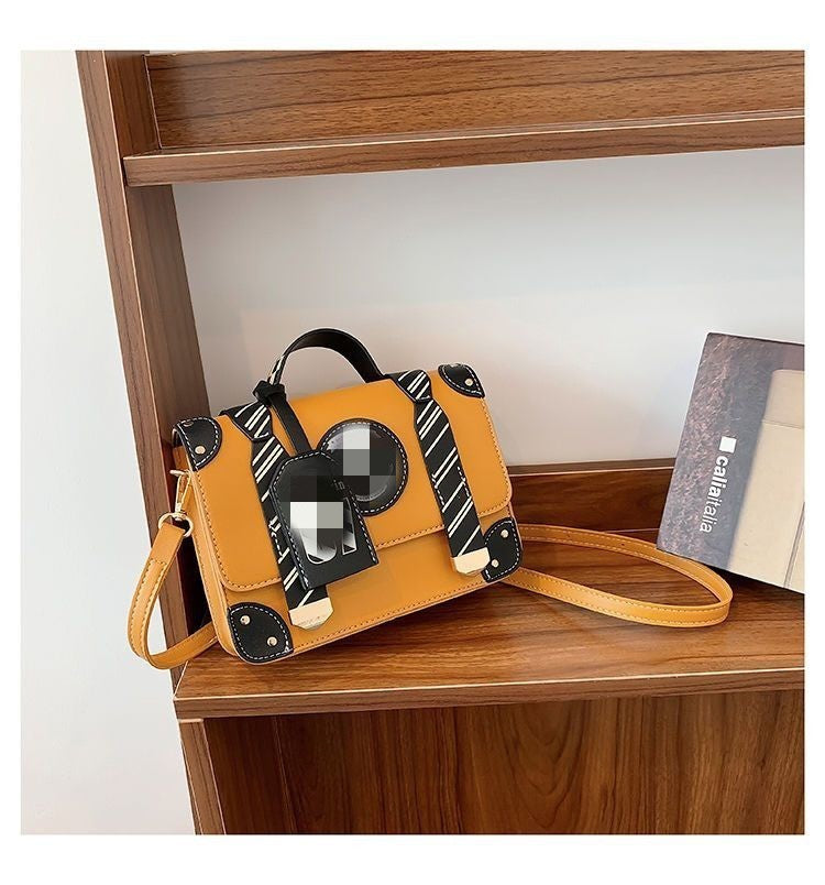 Magic Academy Style Cambridge Bag Handheld Crossbody British Style Postman Bag