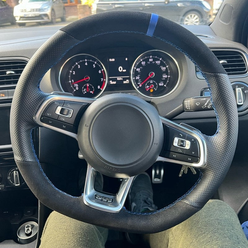 Capa de Volante de Carro Personalizada Costurada à Mão Trançada Camurça para Volkswagen Golf 7 GTI Golf R MK7 VW Polo GTI Scirocco 2015 2016