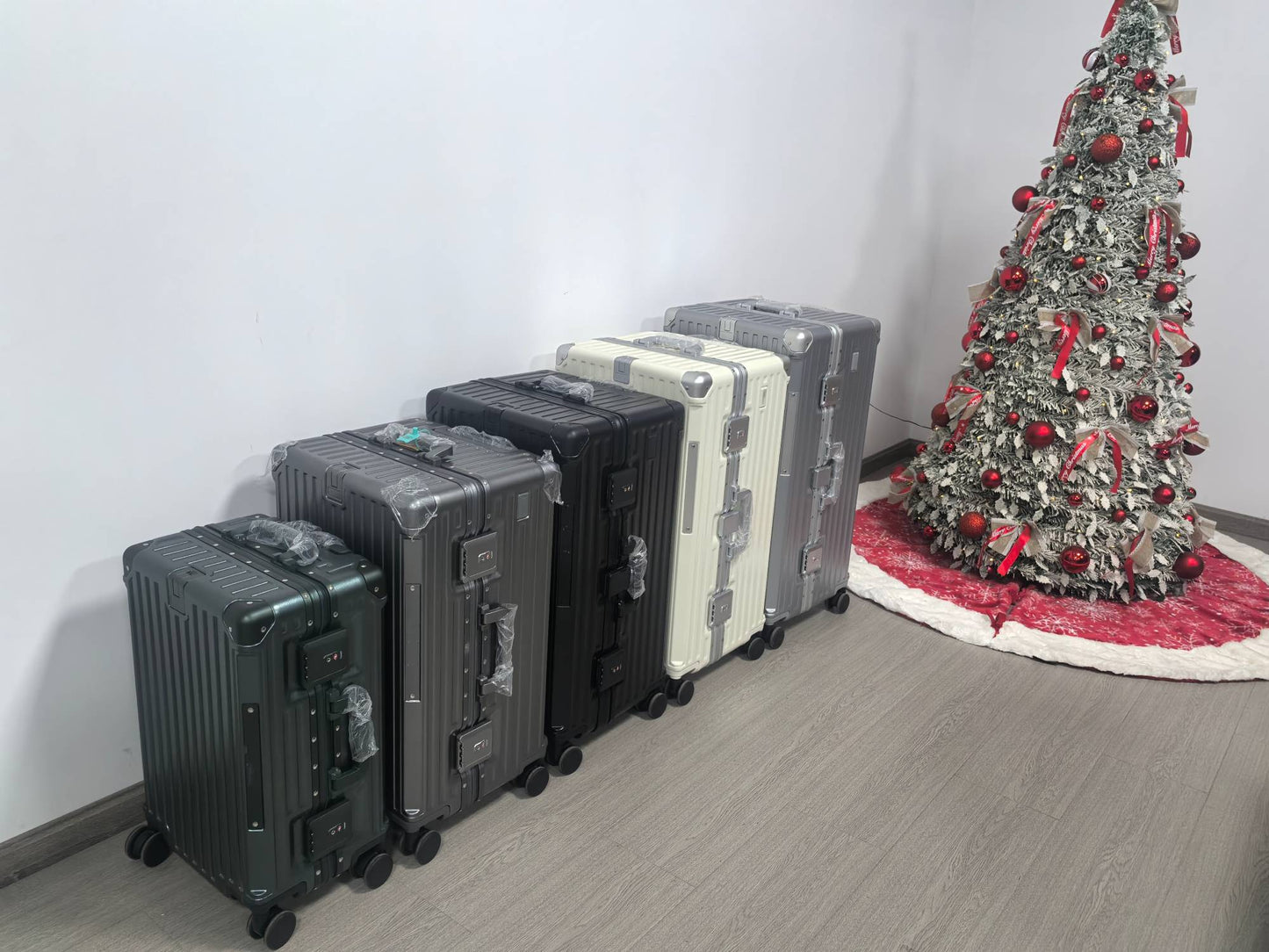 Mala de Viagem de Luxo de Alta Qualidade Aprimorada Material PC Espesso Bagagem de Rodinhas Moldura de Alumínio 20/24/26/28/30 polegadas Sacolas de Viagem