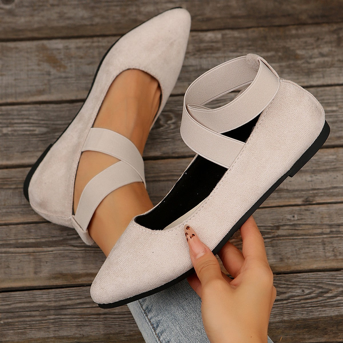 Flat Pointed Toe Flats for Women 2025 Spring New Beanie Shoes Shallow Mouth Elastic Strap Casual Women's Shoes