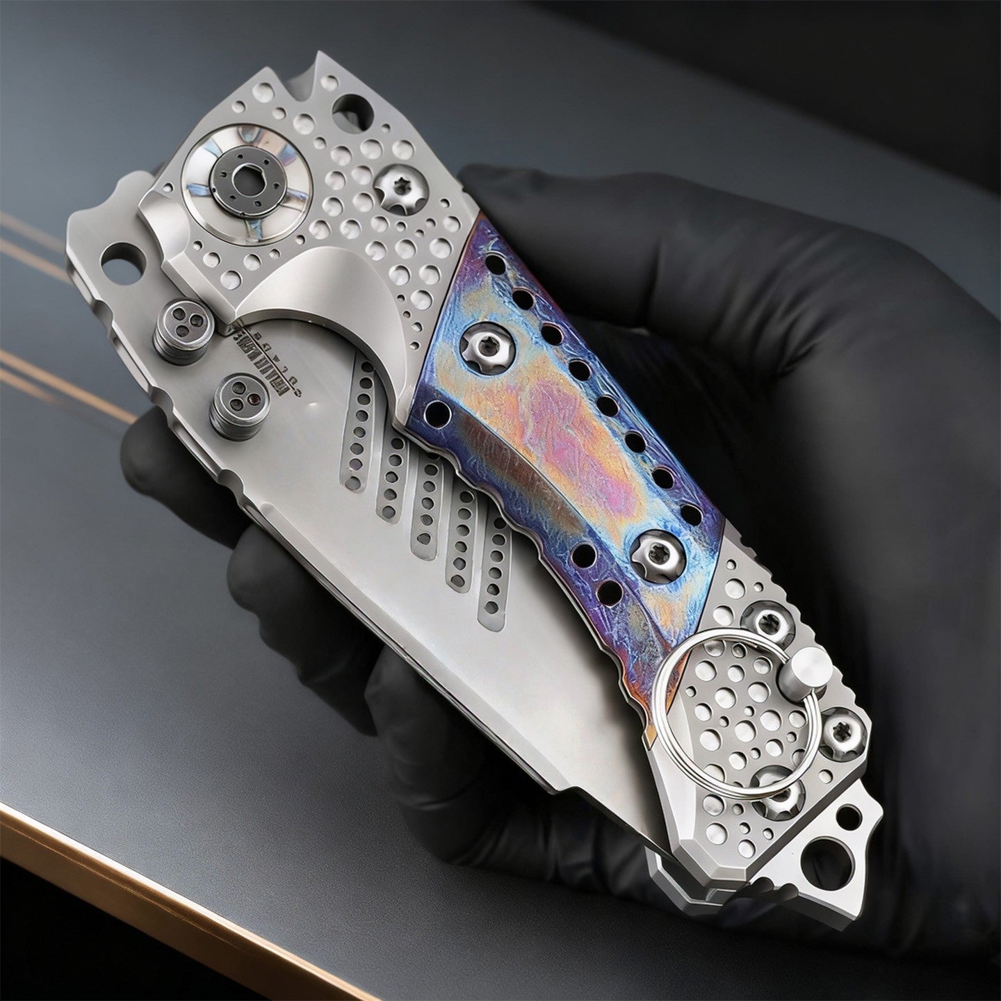 High-end handcrafted heavy-duty folding knife, titanium alloy handle and titanium-baked blue surface, collectible knife, men's g