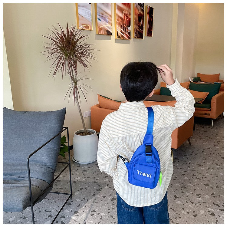 Bolsa de ombro infantil de cor lisa com letras simples, moderna, de nylon, para crianças, bolsa transversal, fofa, casual, para meninos, pochete, bolsa de mão