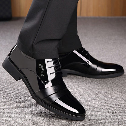 Social Shoe for Men Casual Business Patent Leather Dress Shoes Man Bright Upper Pointed Toe 2025 Trend Office Suit Footwear New