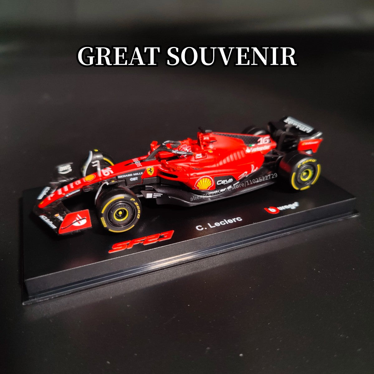 Bburago Ferrari SF23 Modelo de Carro F1 com Vitrine, Minha de Colecionador em Escala 1:43 de Carro de Corrida de Fórmula 1, Brinquedo de Figura Decorativa