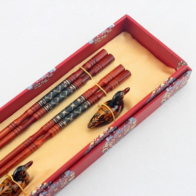 Hashis de madeira 2 pares com descanso características chinesas China Affairs apresenta melhor presente pauzinhos lembrança