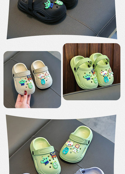 Children's Slippers New Home Girls Baby Indoor Non-slip Boys Cool Slippers Go Out Boys Hole Shoes