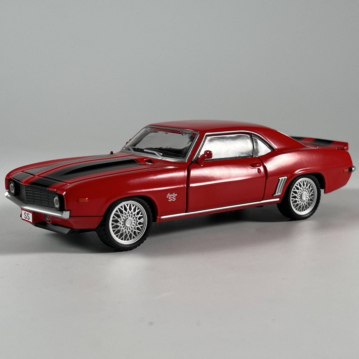 1:32 Chevrolet Camaro SS 350 1969 Super Carro Esportivo Clássico Liga Diecast Modelo de Carro Veículos em Miniatura Enfeites de Alta Simulação