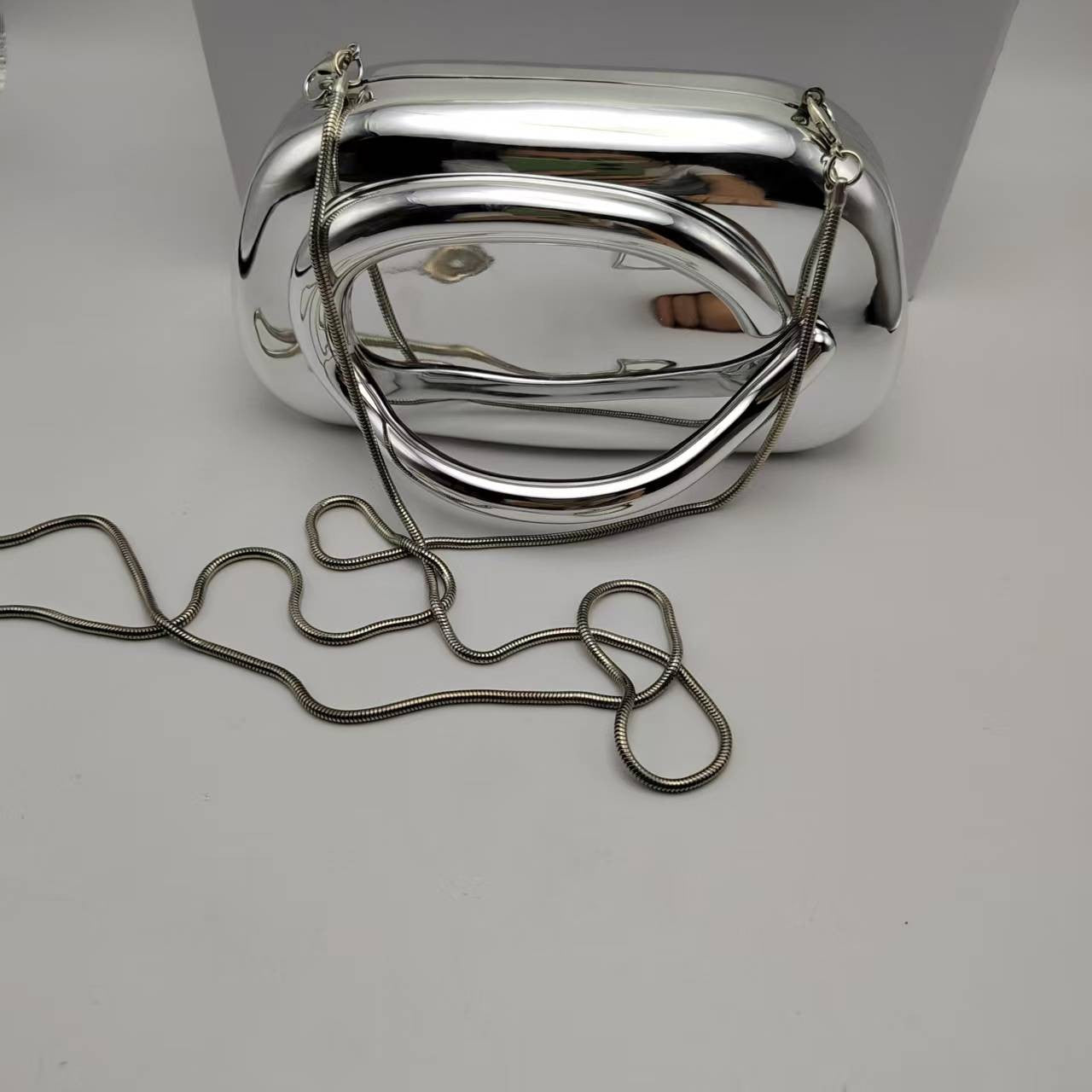 2025 Summer Silver/Pink/Gold/ Acrylic Metallic Box Purse Party Evening Bags Bolsa For Women Party