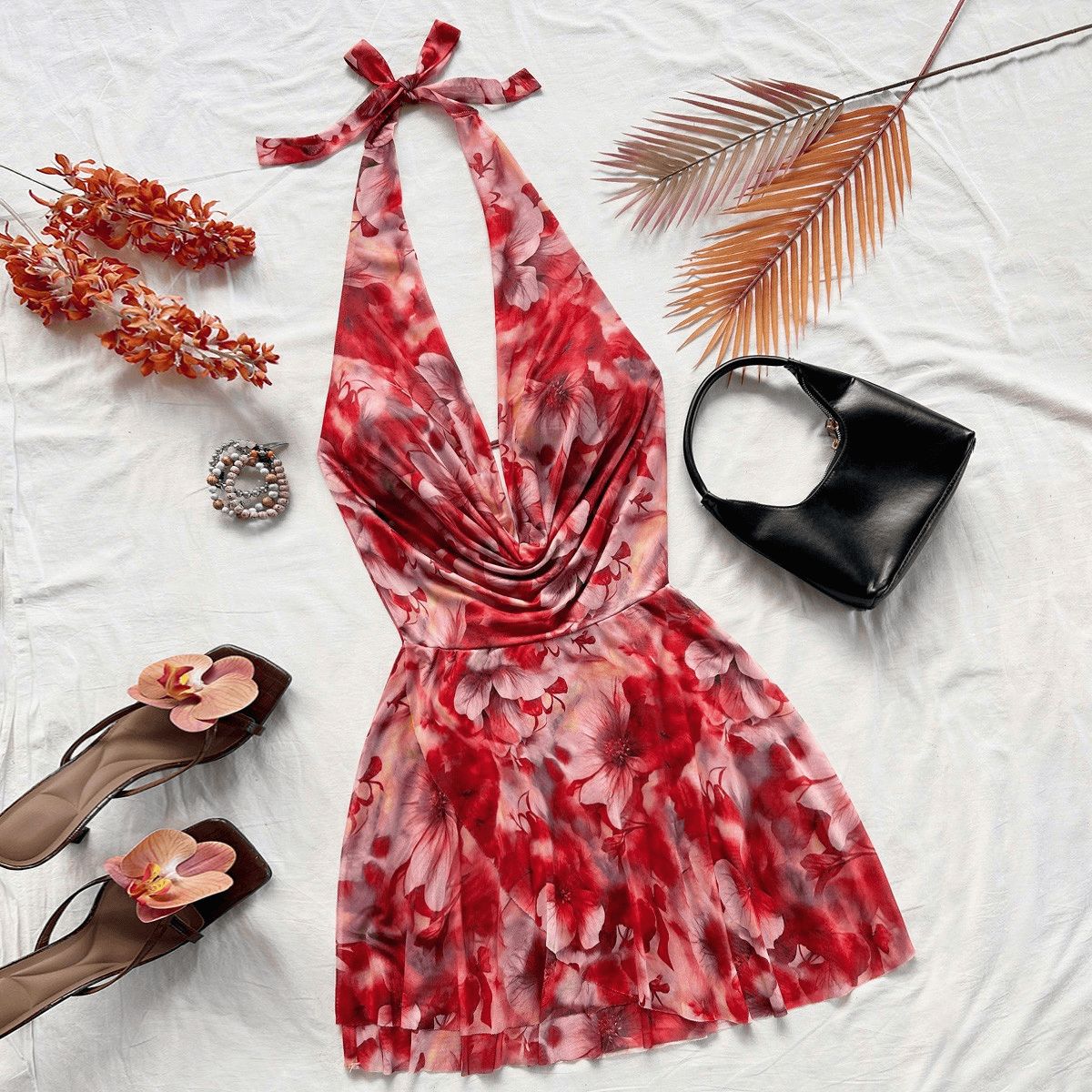 French high-end printed dress, a popular summer item for women in 2025. New short skirt, slimming and vacation dress trend