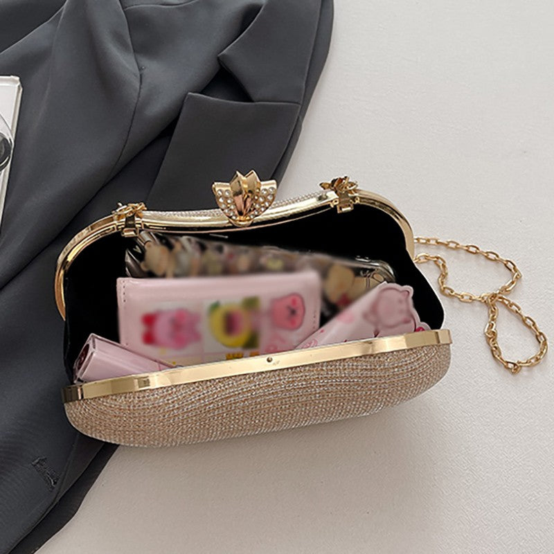 Luxury Shiny Evening Bag for Women Elegant Diamonds Buckle Exquisite Metal Handel Chain Clutch Bag Sparking Sequined Party Bags
