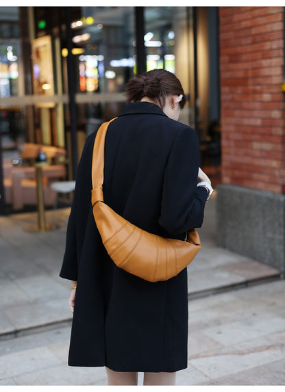 2025 Quality Fashion Beauty Crossbody Bag Large Capacity Designer Popular Soft Chest Bag