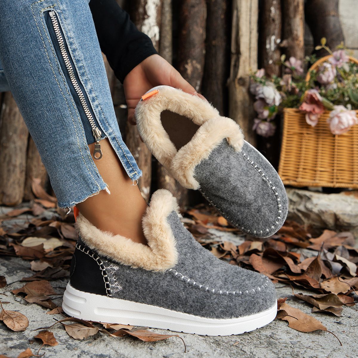 2024 Hot Sale Women Shoes Sleeve Women's Boots Winter Round Toe Plush Fleece for Warmth Short Barrel Flat Large Size Snow Boots