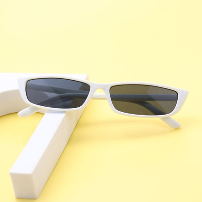 New Vintage Women Small Frame Sunglasses Small Oval Fashion Glasses Women's Summer Outdoor Leisure Sun Glasses UV400 Eyewear