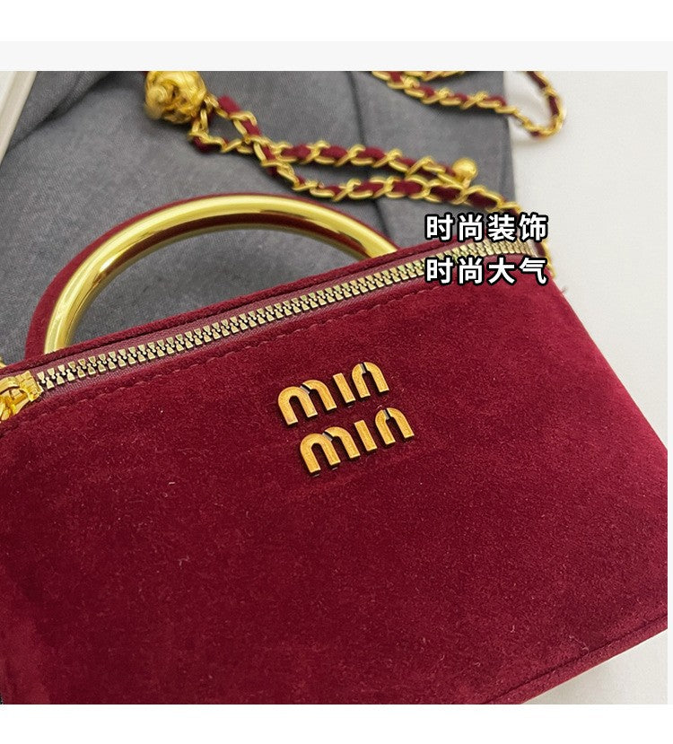 2025 Light Luxury Designer Retro Box Bag Female Korean Version of The Texture One-shoulder Messenger Mini Earphone Lipstick Bag