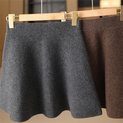 Women’s Wool Skirt Autumn Winter Elastic Waist Mini A-Line Cashmere Skirt Wool Knitted Above Knee Preppy Style Warm Short Skirts