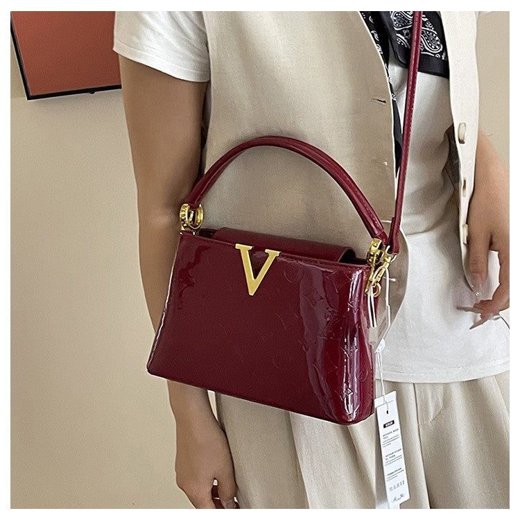 Luxury 2025 Patent Leather Bucket Bag for Women Large Capacity Tote Work Commuter Bag Chic Shoulder Crossbody Purse