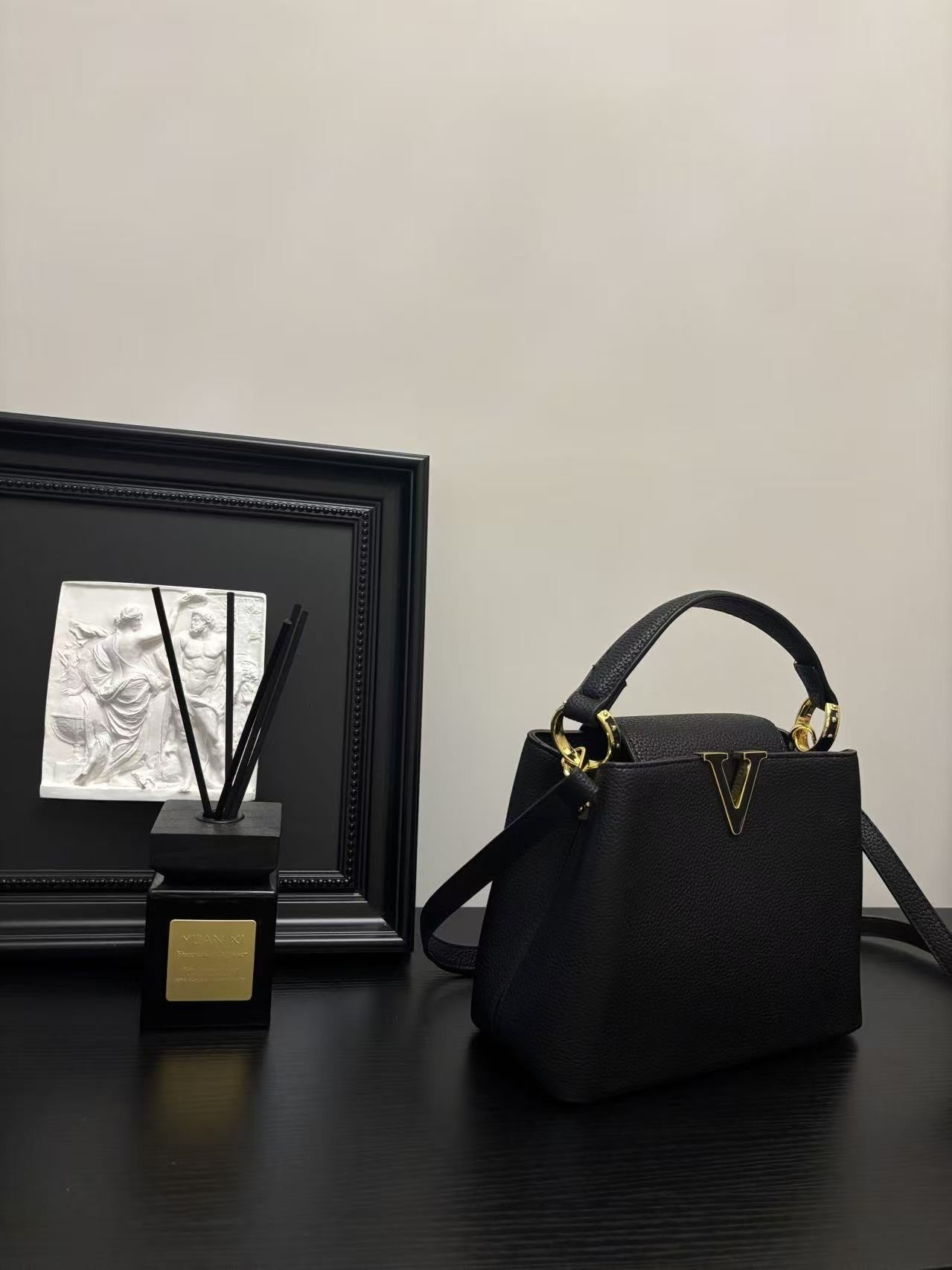 New Vintage Shoulder Bag for Women Cowhide Underarm Crossbody Bucket Bag Ladies Luxury Designer Handbags with Original Logo